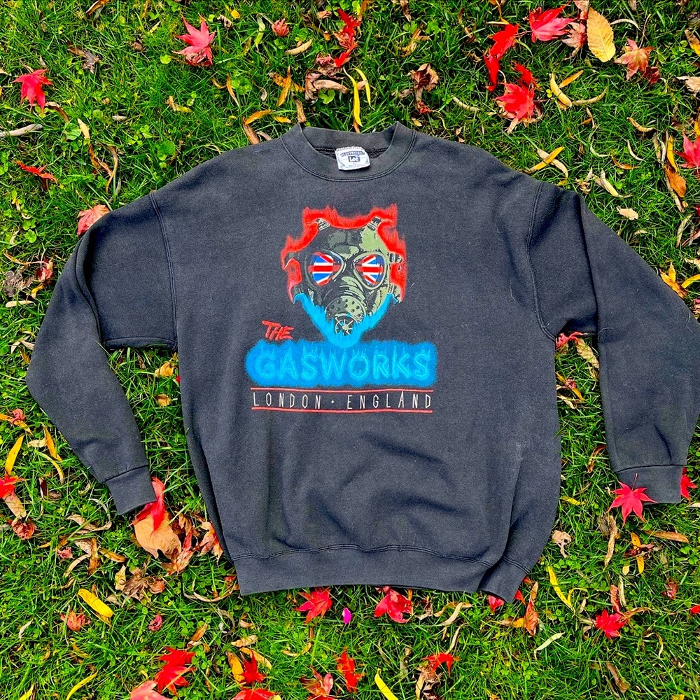 90s The gasworks London gallery crewneck sweater